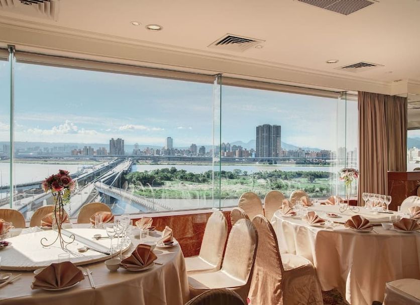 Banquet hall Photo