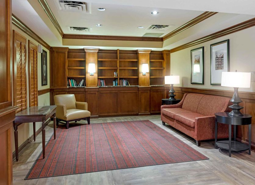 Lounge Photo
