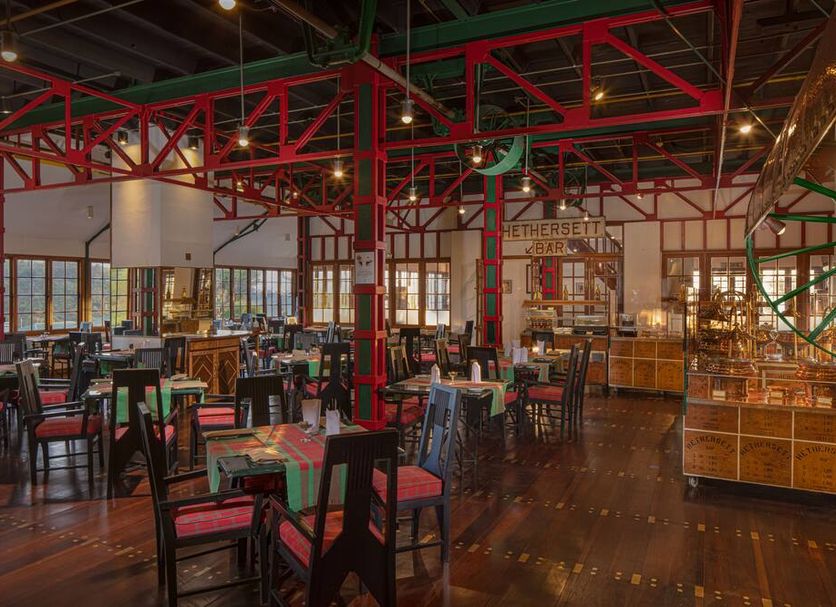Restaurant Photo