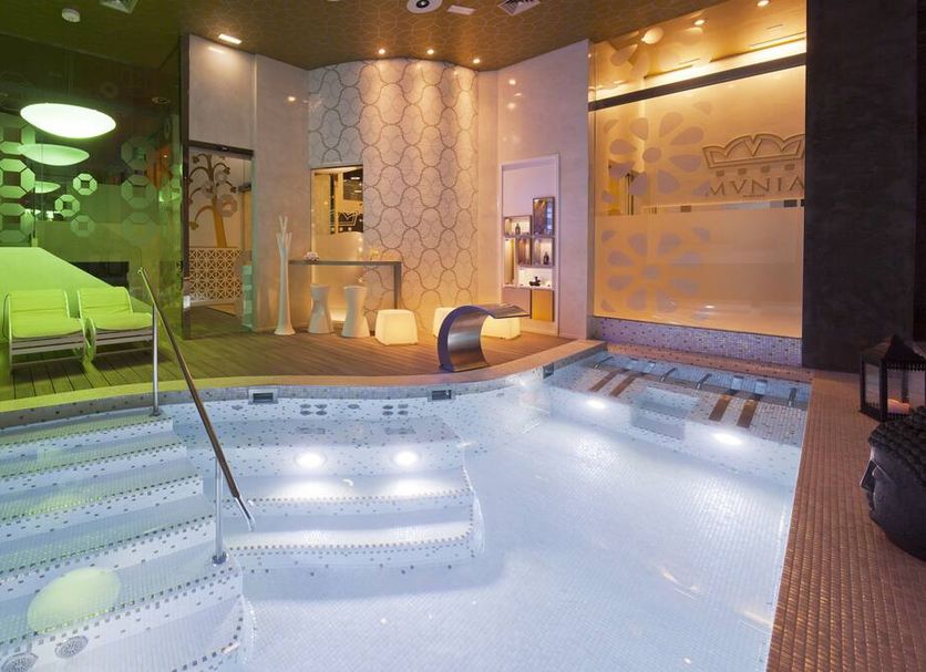 Spa Photo