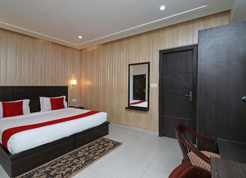 Bedroom Photo