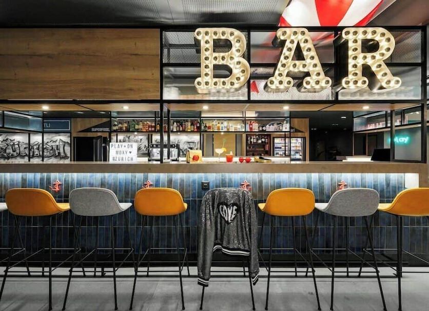 Bar Photo