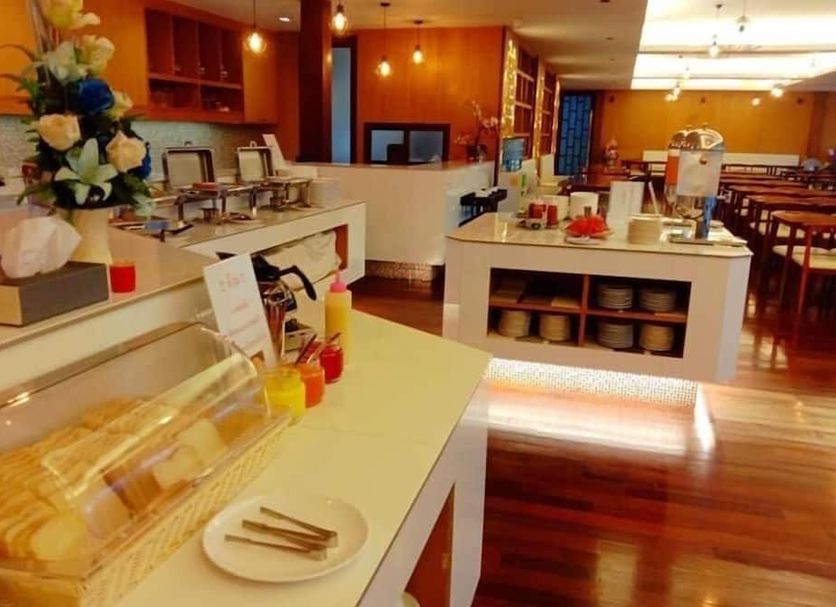 Buffet Photo