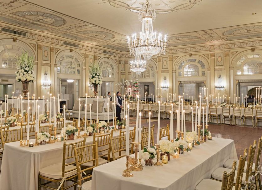 Banquet hall Photo