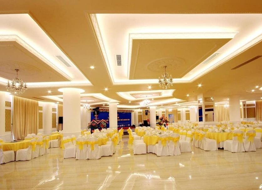 Banquet hall Photo